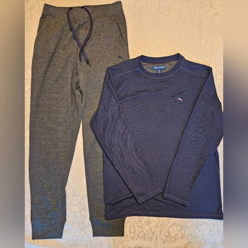 Size Small Tommy Bahama 2 Piece Men's Lounge Set in Navy and Charcoal, NWOT